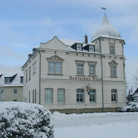 Deutsches Haus Hotel 3*