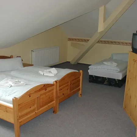 Hotel Deutsches Haus Weinboehla