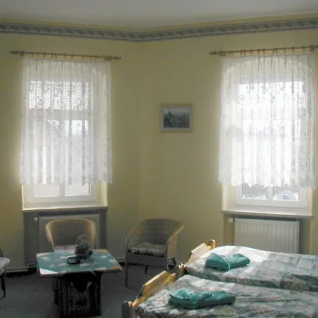 Hotel Deutsches Haus Weinboehla